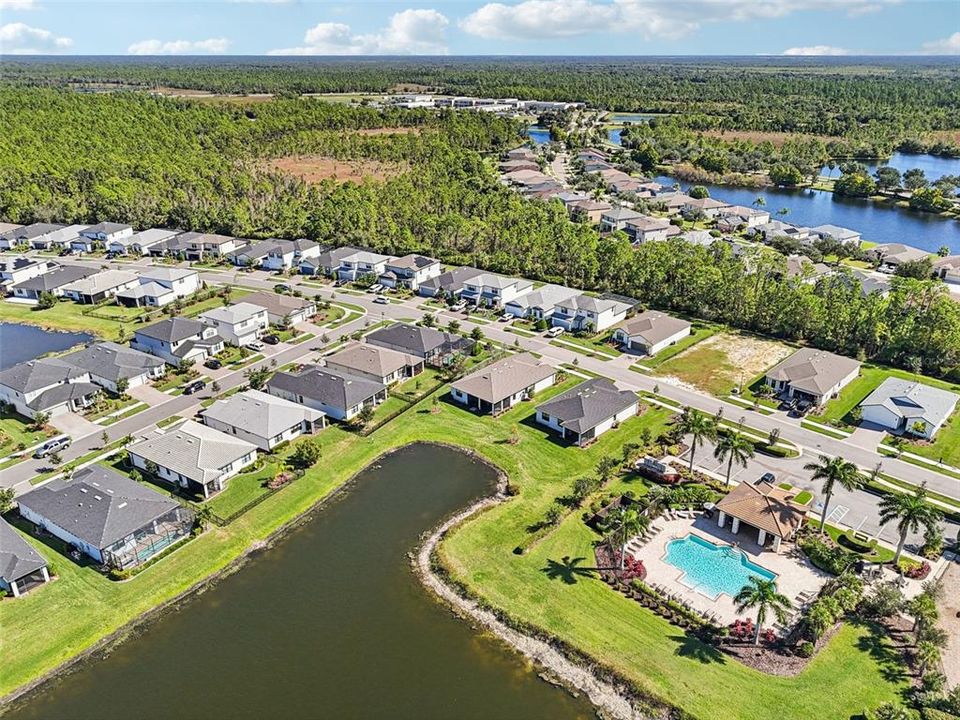 For Sale: $465,000 (3 beds, 2 baths, 1661 Square Feet)