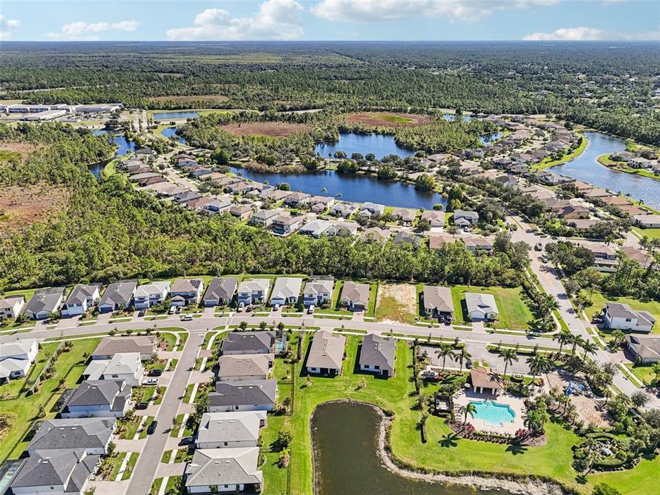 For Sale: $465,000 (3 beds, 2 baths, 1661 Square Feet)