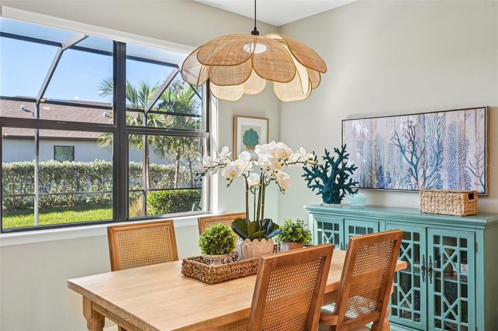 For Sale: $465,000 (3 beds, 2 baths, 1661 Square Feet)