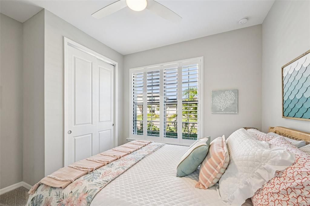 For Sale: $465,000 (3 beds, 2 baths, 1661 Square Feet)