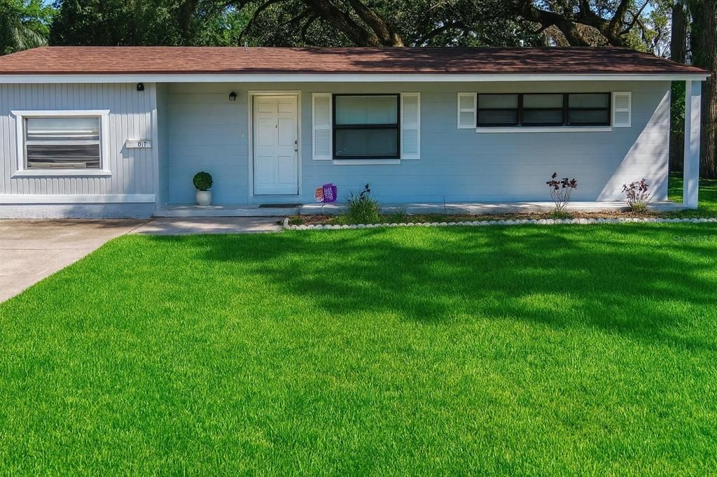 For Sale: $292,000 (3 beds, 2 baths, 1133 Square Feet)