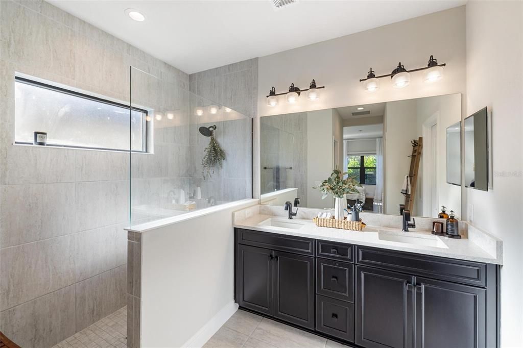 For Sale: $674,900 (3 beds, 2 baths, 2003 Square Feet)