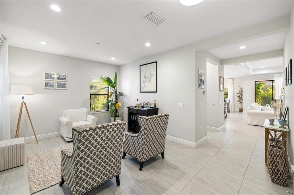 For Sale: $674,900 (3 beds, 2 baths, 2003 Square Feet)