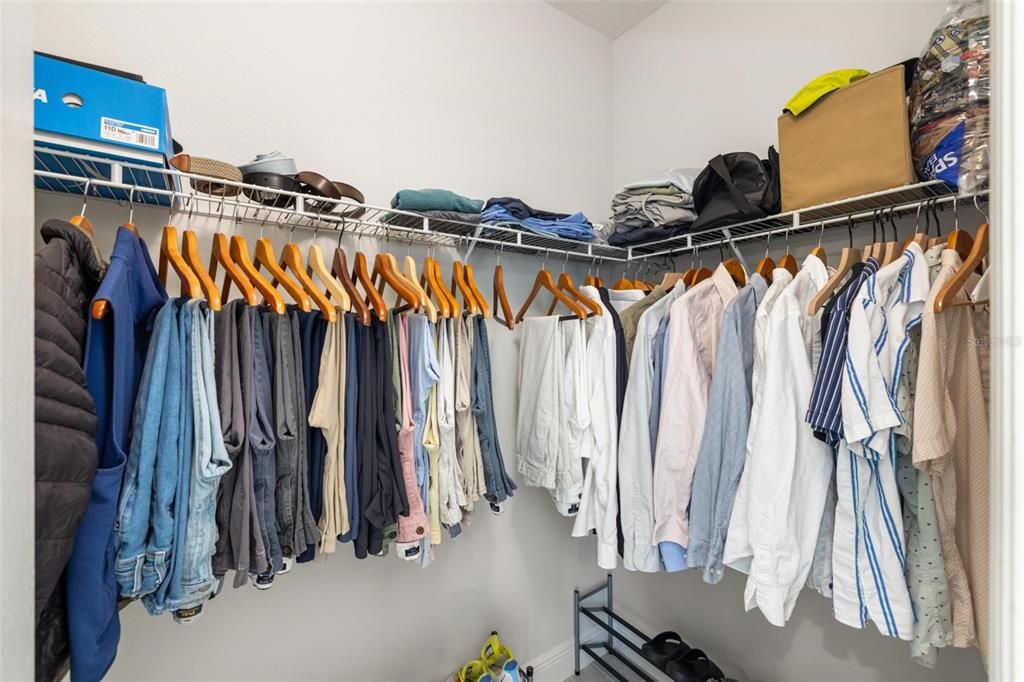 For Sale: $674,900 (3 beds, 2 baths, 2003 Square Feet)