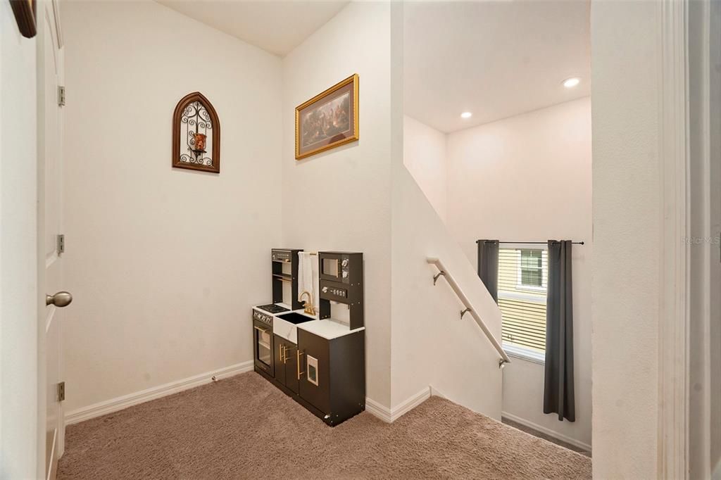 待售: $275,000 (2 贝兹, 2 浴室, 1509 平方英尺)