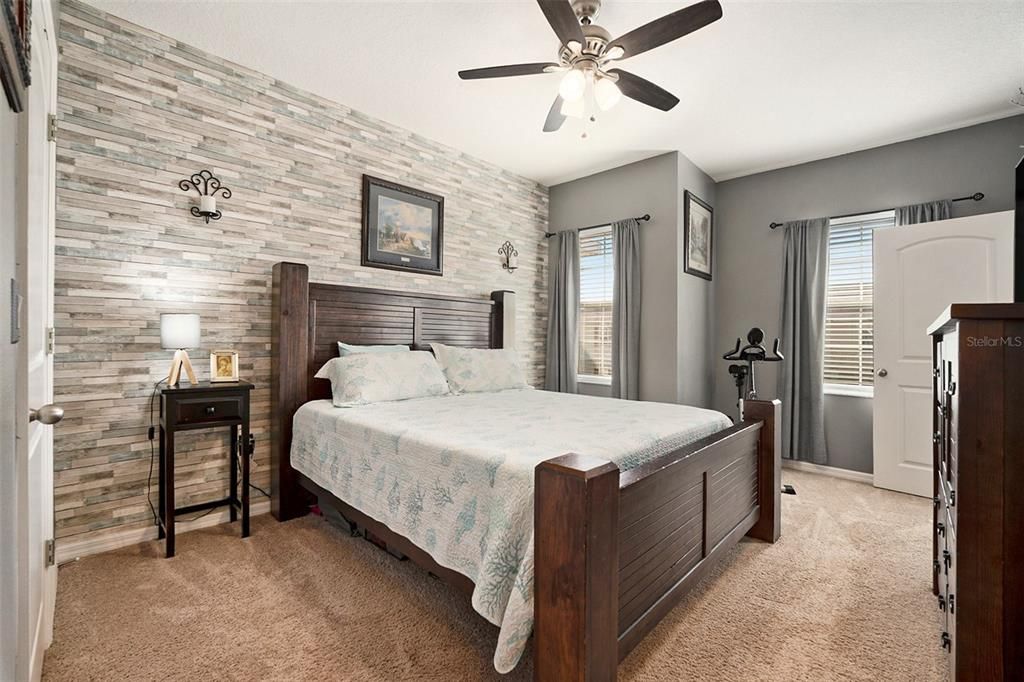 待售: $275,000 (2 贝兹, 2 浴室, 1509 平方英尺)