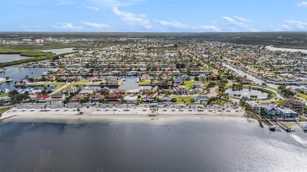 待售: $275,000 (2 贝兹, 2 浴室, 1509 平方英尺)