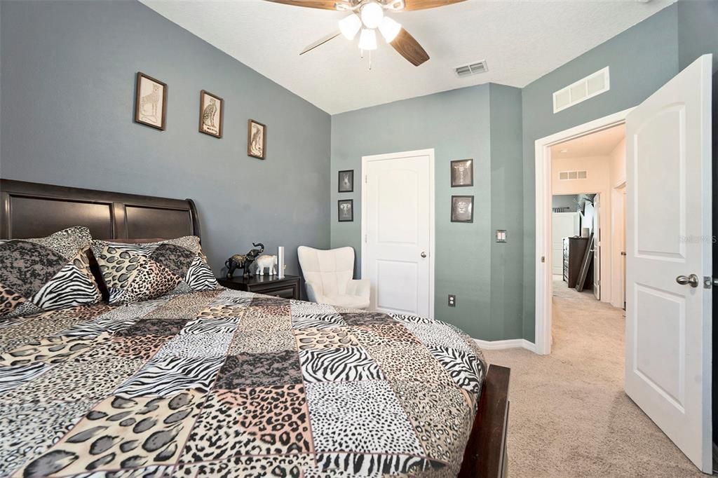 待售: $275,000 (2 贝兹, 2 浴室, 1509 平方英尺)