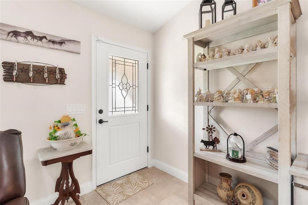 Под контрактом: $689,000 (3 спален, 2 ванн, 1835 Квадратных фут)