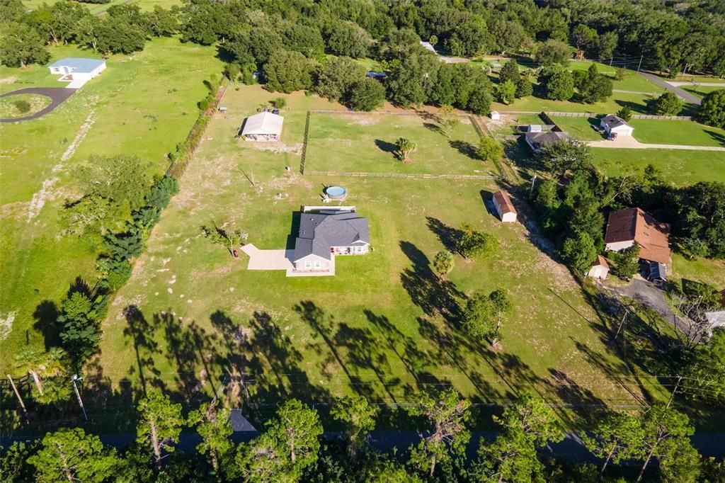 Под контрактом: $689,000 (3 спален, 2 ванн, 1835 Квадратных фут)