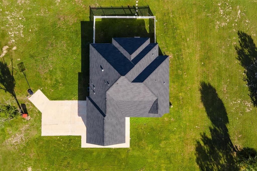 Под контрактом: $689,000 (3 спален, 2 ванн, 1835 Квадратных фут)