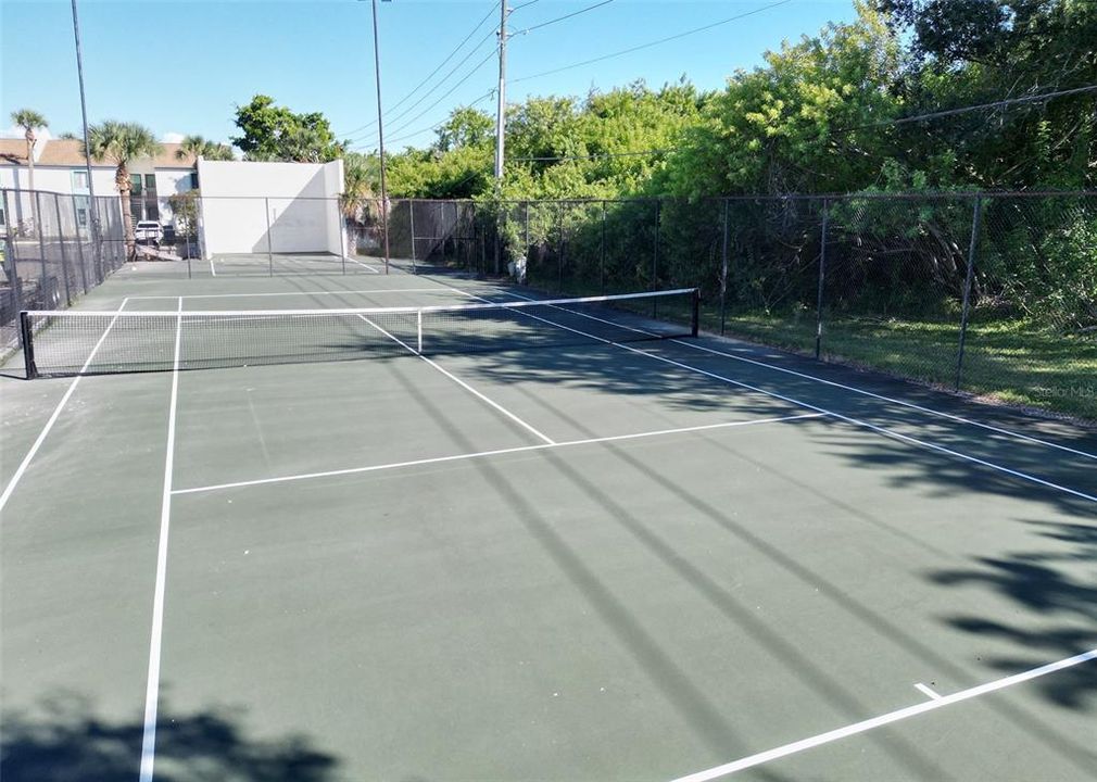 待售: $169,900 (2 贝兹, 2 浴室, 1100 平方英尺)