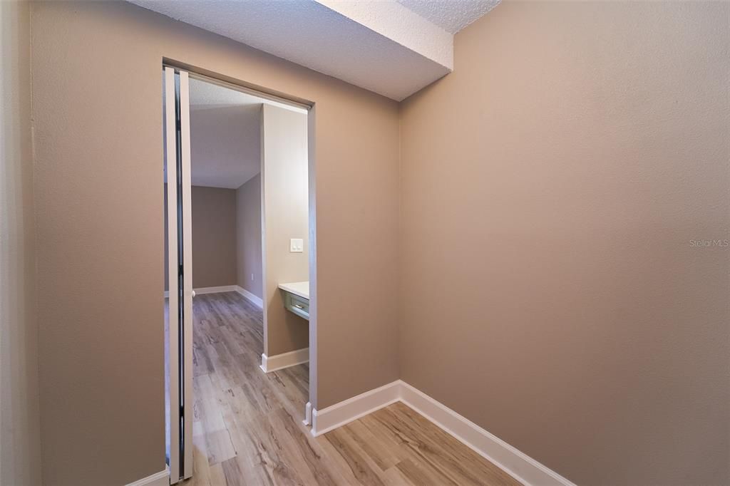 待售: $169,900 (2 贝兹, 2 浴室, 1100 平方英尺)