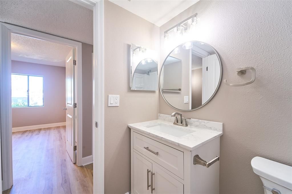 待售: $169,900 (2 贝兹, 2 浴室, 1100 平方英尺)