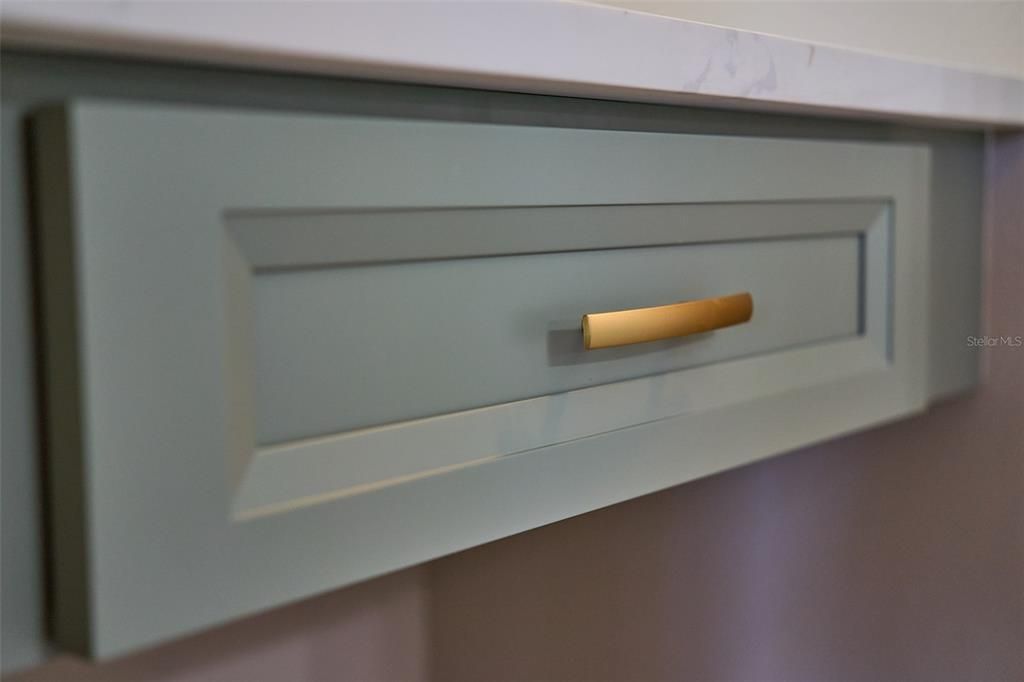 待售: $169,900 (2 贝兹, 2 浴室, 1100 平方英尺)