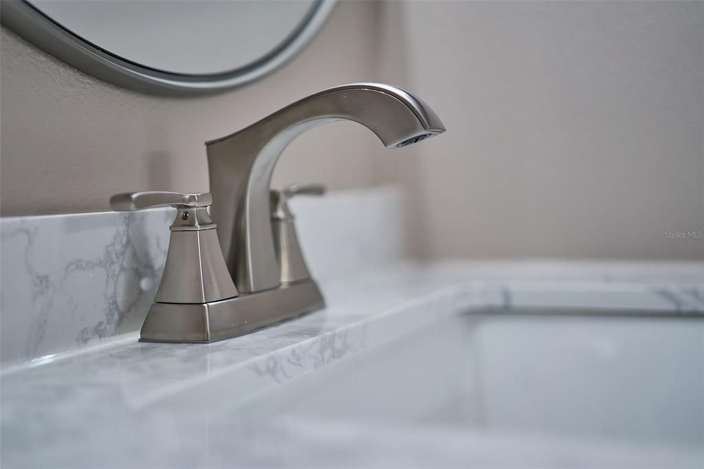 待售: $169,900 (2 贝兹, 2 浴室, 1100 平方英尺)