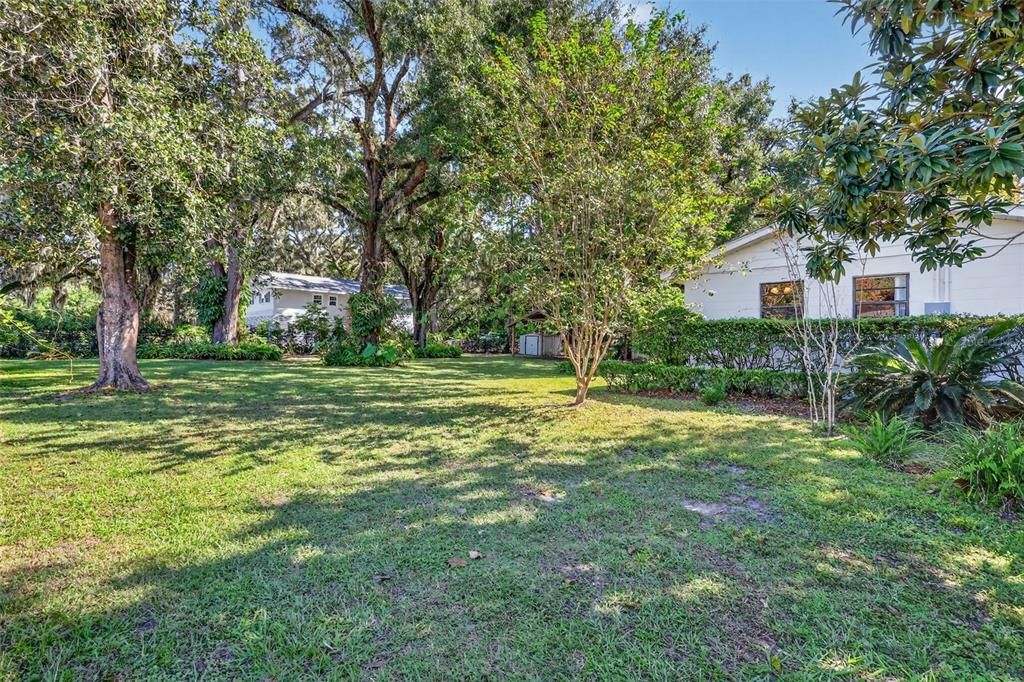 待售: $260,000 (4 贝兹, 1 浴室, 1362 平方英尺)