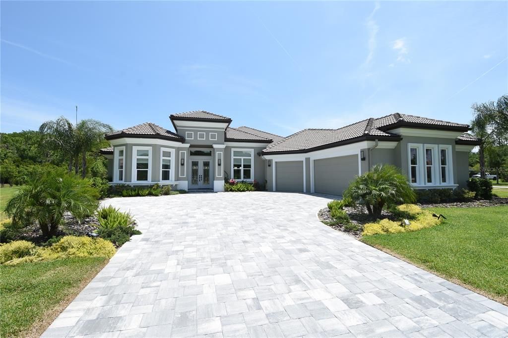 Recently Sold: $1,375,000 (4 beds, 3 baths, 4853 Square Feet)