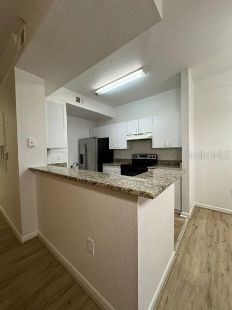 Active With Contract: $1,790 (3 beds, 2 baths, 1224 Square Feet)