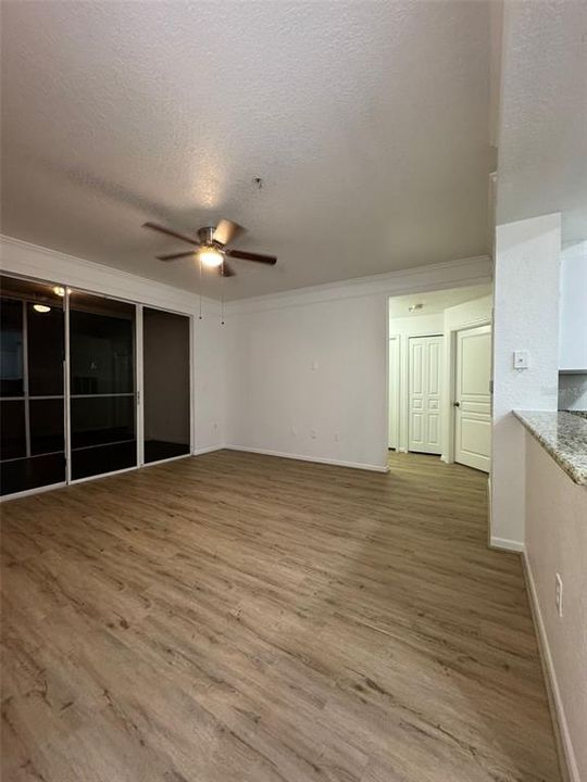 Active With Contract: $1,790 (3 beds, 2 baths, 1224 Square Feet)