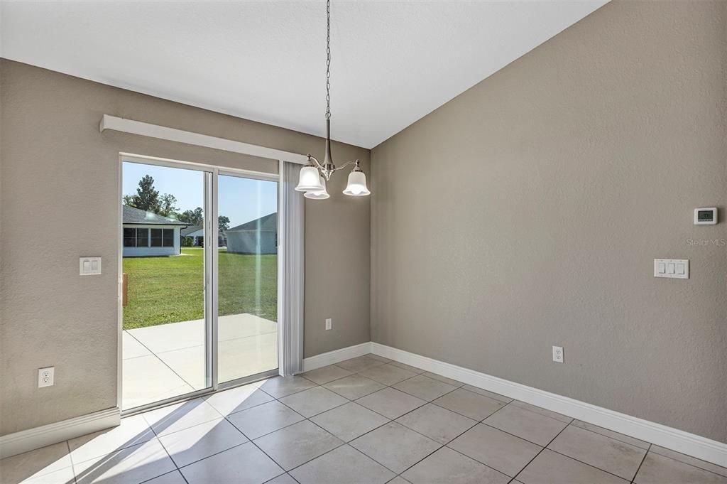 For Sale: $257,400 (4 beds, 2 baths, 1473 Square Feet)