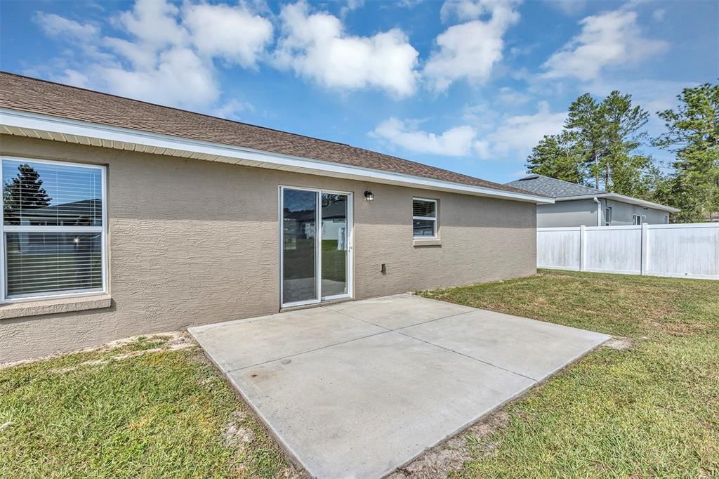 For Sale: $257,400 (4 beds, 2 baths, 1473 Square Feet)