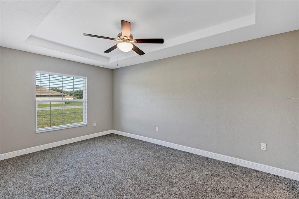 For Sale: $257,400 (4 beds, 2 baths, 1473 Square Feet)