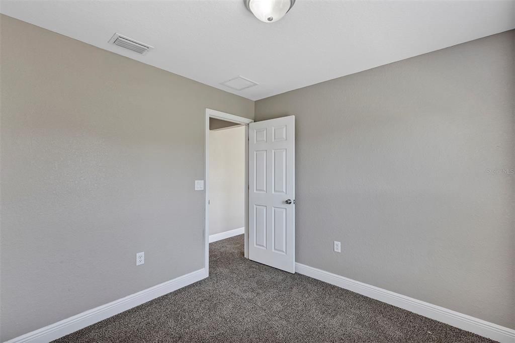 For Sale: $257,400 (4 beds, 2 baths, 1473 Square Feet)