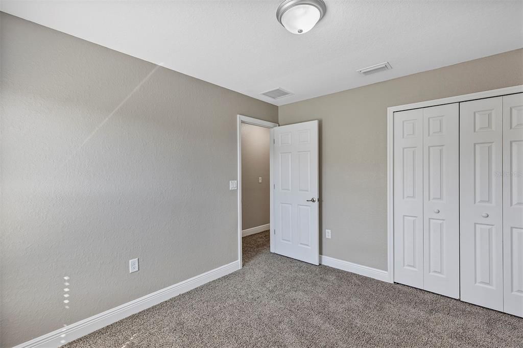 For Sale: $257,400 (4 beds, 2 baths, 1473 Square Feet)