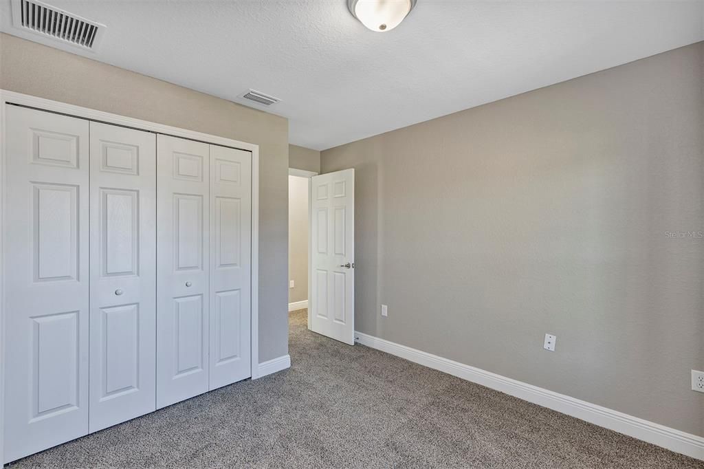 For Sale: $257,400 (4 beds, 2 baths, 1473 Square Feet)