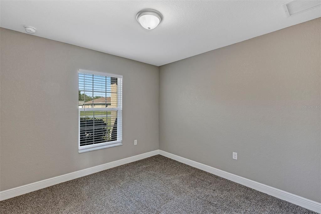 For Sale: $257,400 (4 beds, 2 baths, 1473 Square Feet)