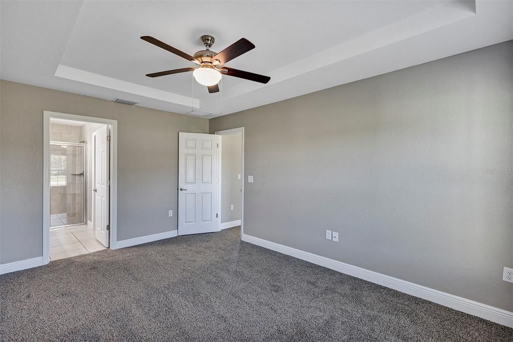 For Sale: $257,400 (4 beds, 2 baths, 1473 Square Feet)