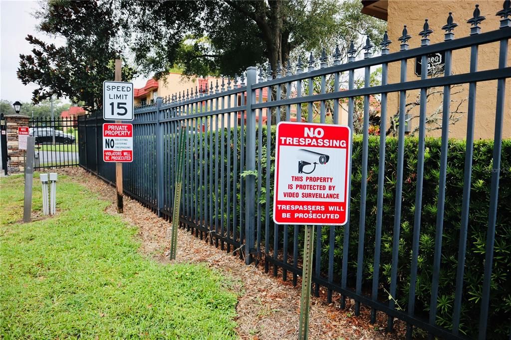 待售: $75,000 (1 贝兹, 1 浴室, 672 平方英尺)