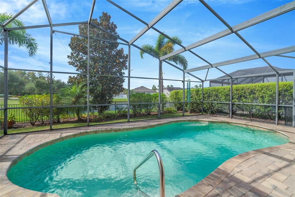 En Venta: $675,000 (4 camas, 2 baños, 3287 Pies cuadrados)