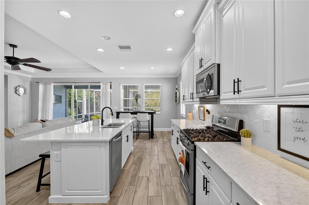 For Sale: $464,000 (3 beds, 2 baths, 2010 Square Feet)