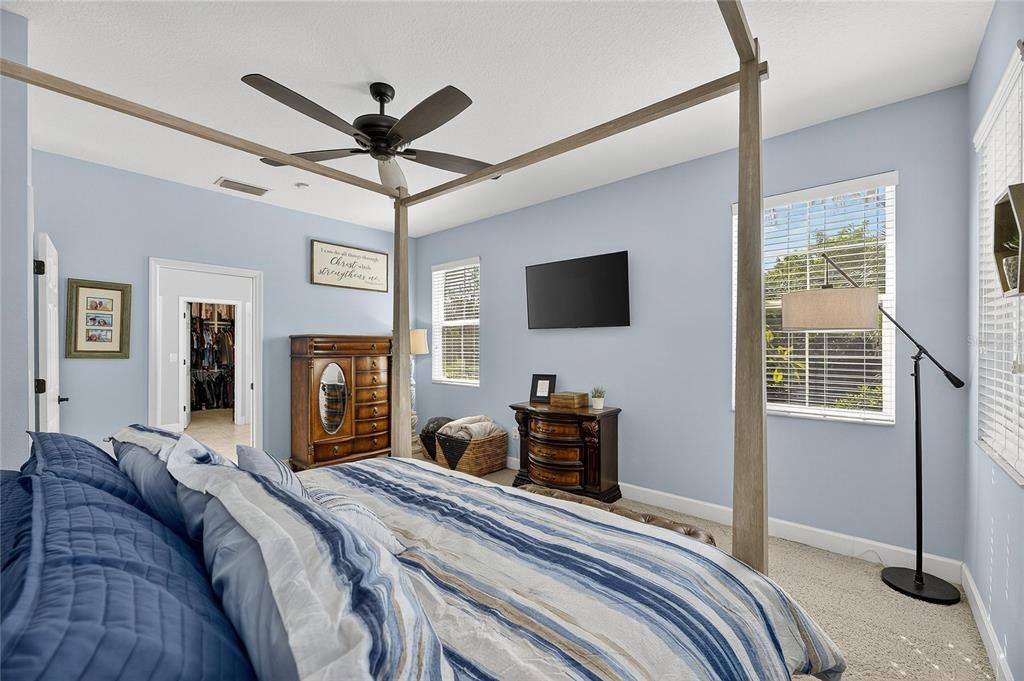 For Sale: $464,000 (3 beds, 2 baths, 2010 Square Feet)