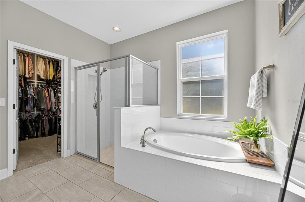 For Sale: $464,000 (3 beds, 2 baths, 2010 Square Feet)