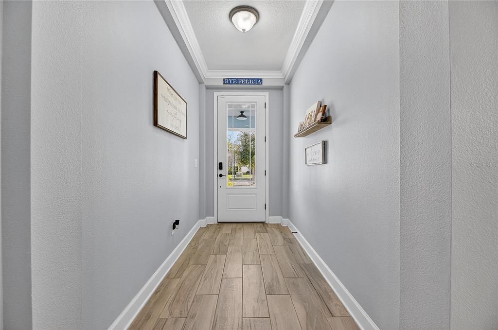 For Sale: $464,000 (3 beds, 2 baths, 2010 Square Feet)