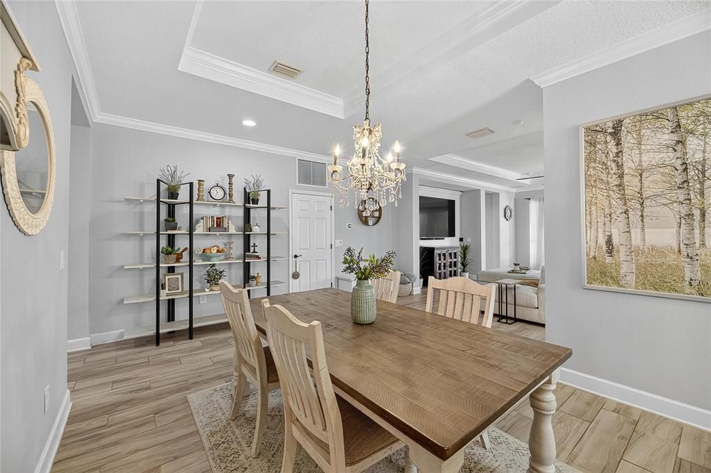 For Sale: $464,000 (3 beds, 2 baths, 2010 Square Feet)