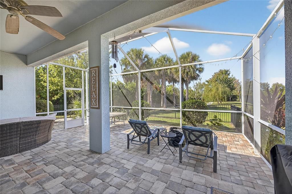 For Sale: $464,000 (3 beds, 2 baths, 2010 Square Feet)