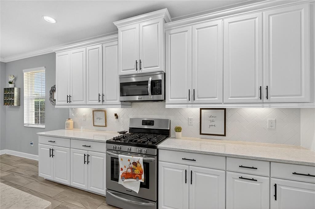 For Sale: $464,000 (3 beds, 2 baths, 2010 Square Feet)