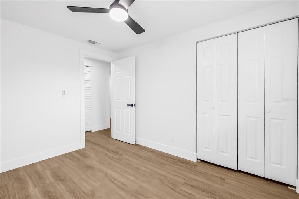 Activo con contrato: $599,900 (4 camas, 2 baños, 1870 Pies cuadrados)