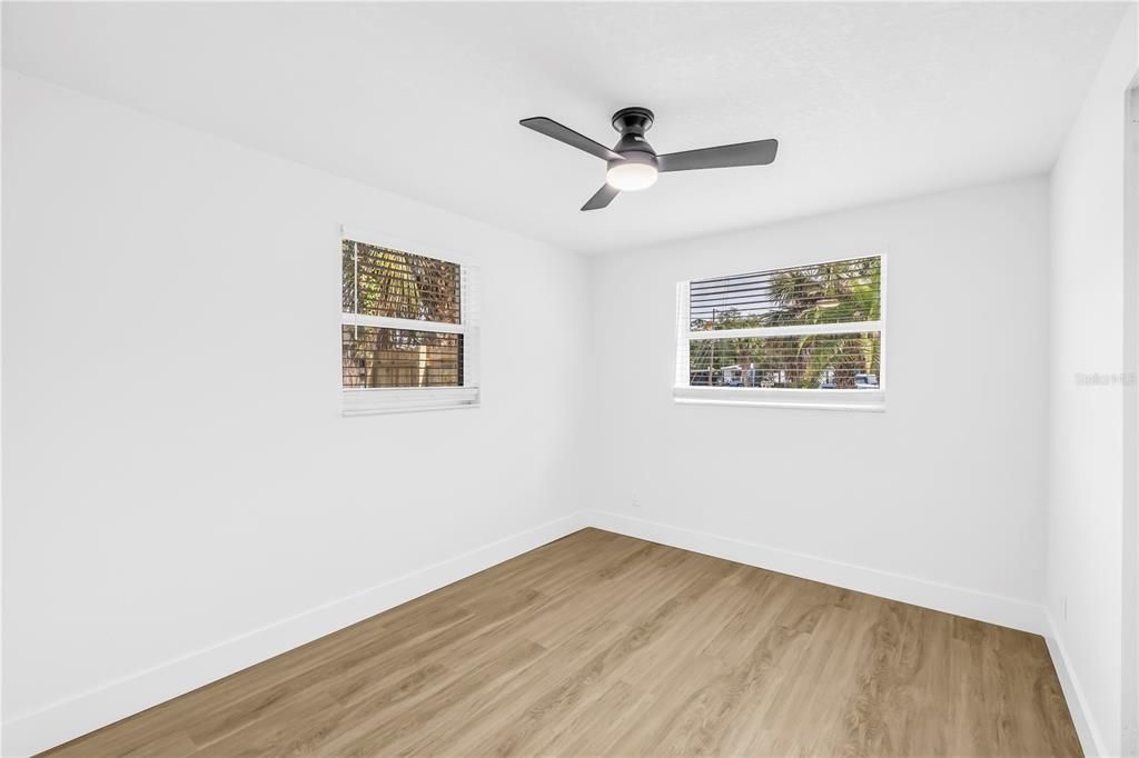 Activo con contrato: $599,900 (4 camas, 2 baños, 1870 Pies cuadrados)