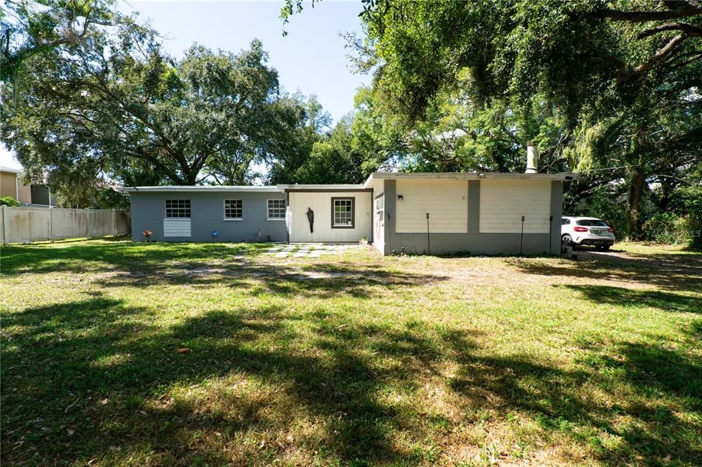 For Sale: $468,000 (3 beds, 2 baths, 2956 Square Feet)