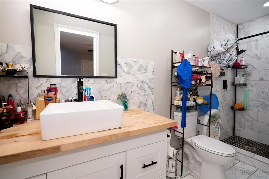 For Sale: $468,000 (3 beds, 2 baths, 2956 Square Feet)