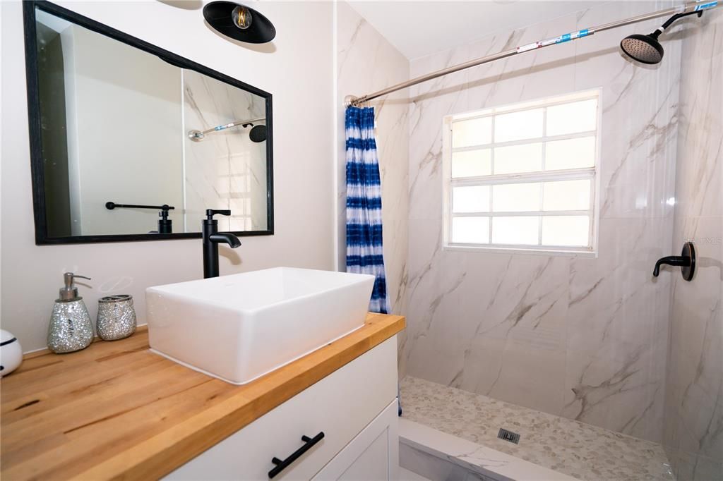 For Sale: $468,000 (3 beds, 2 baths, 2956 Square Feet)