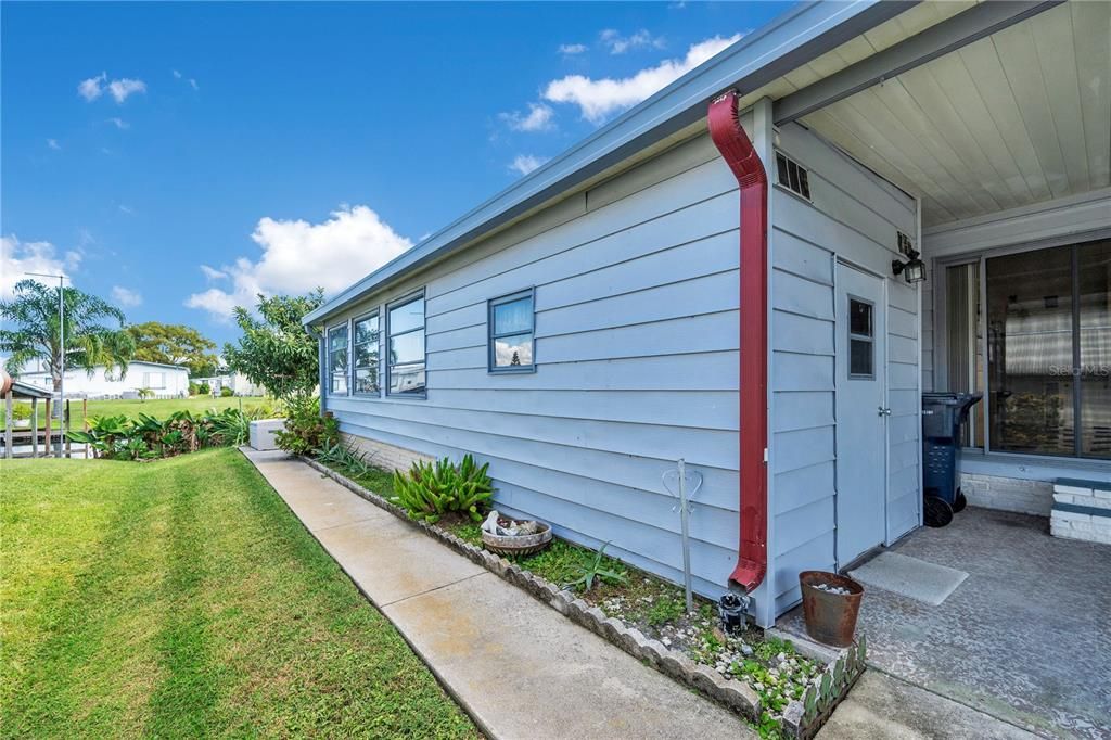 На продажу: $150,000 (2 спален, 2 ванн, 1344 Квадратных фут)