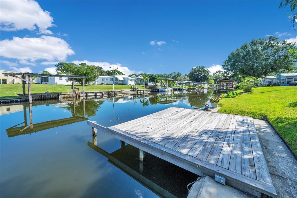 На продажу: $150,000 (2 спален, 2 ванн, 1344 Квадратных фут)