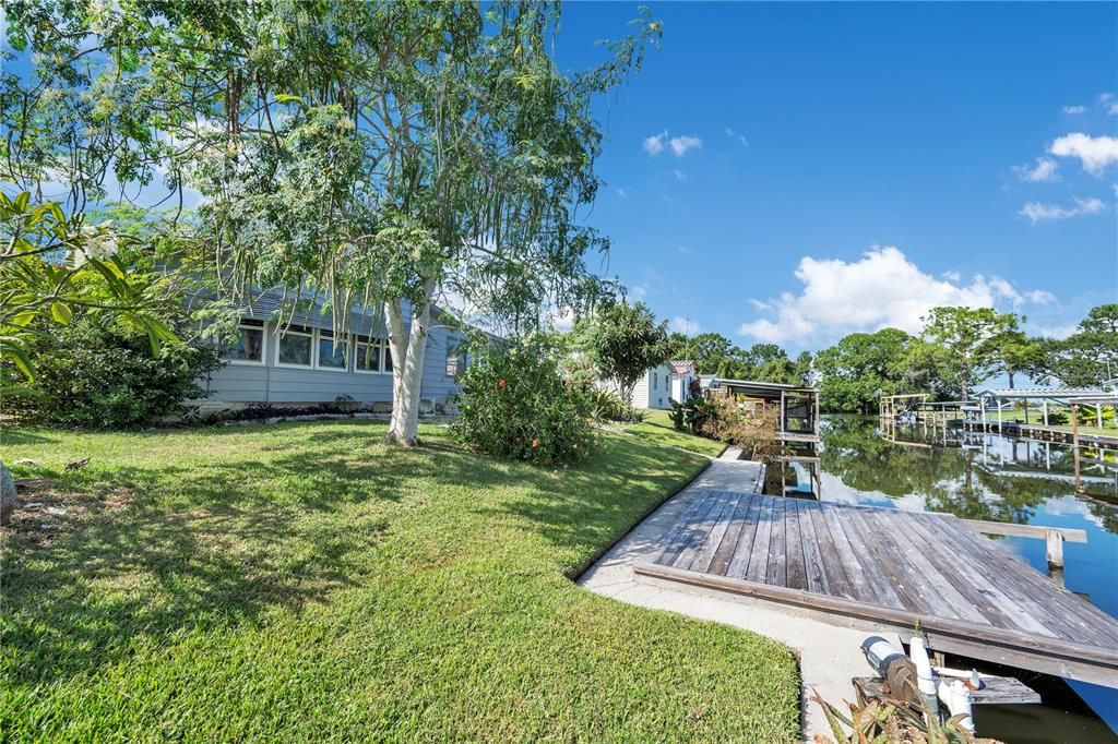 На продажу: $150,000 (2 спален, 2 ванн, 1344 Квадратных фут)