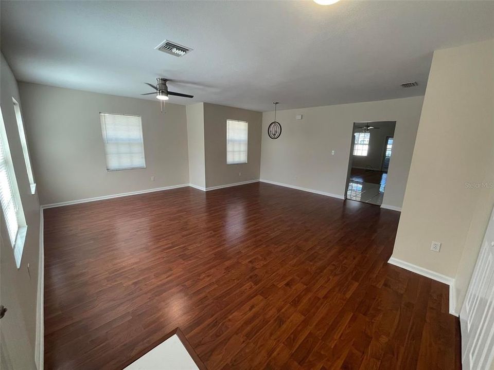 For Rent: $3,100 (3 beds, 2 baths, 1566 Square Feet)